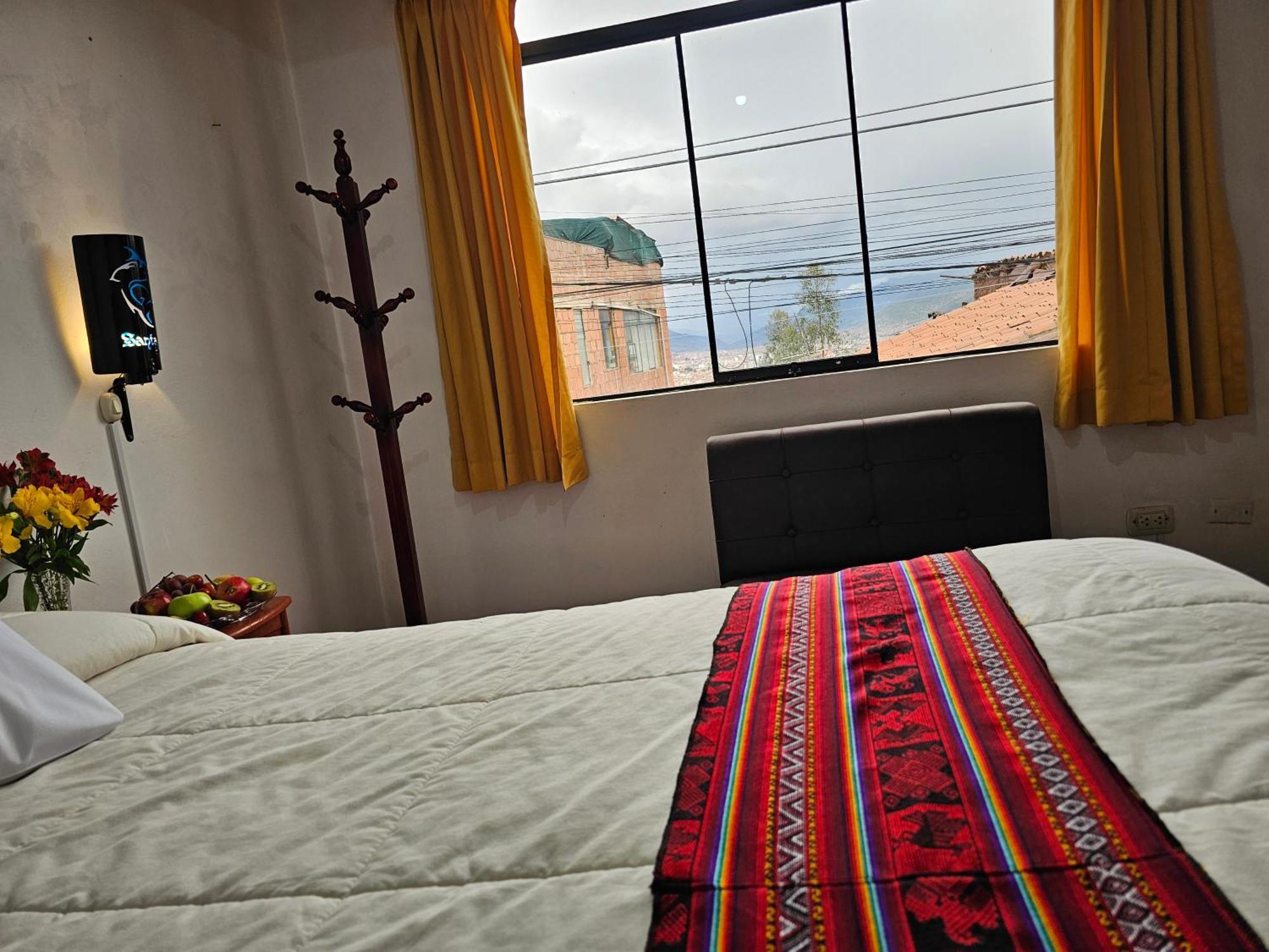 Hostal Con Vista A La Ciudad Santa Ana Cusco Eksteriør billede