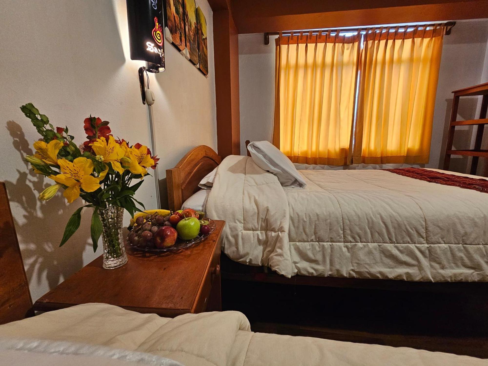 Hostal Con Vista A La Ciudad Santa Ana Cusco Eksteriør billede