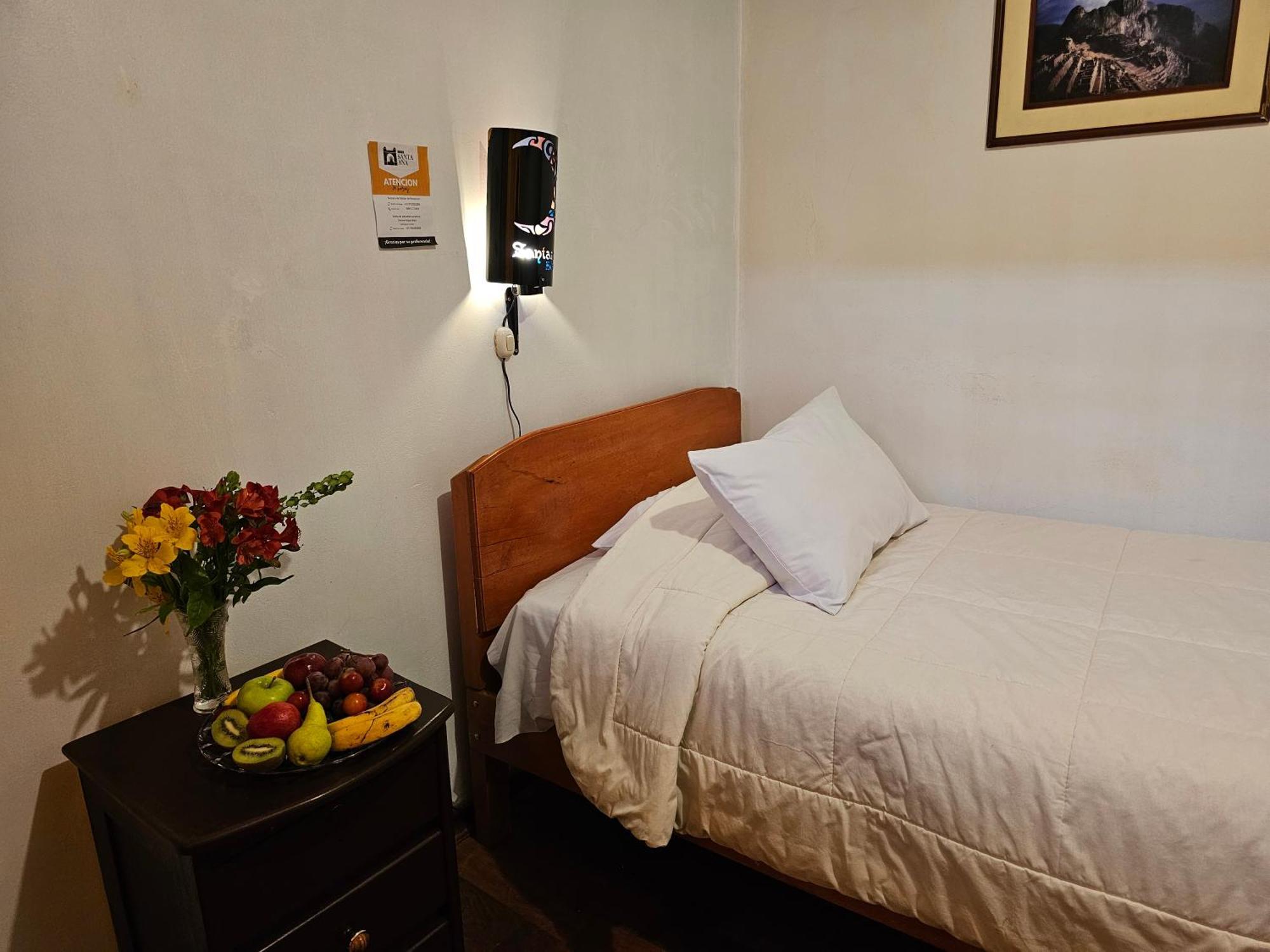 Hostal Con Vista A La Ciudad Santa Ana Cusco Eksteriør billede