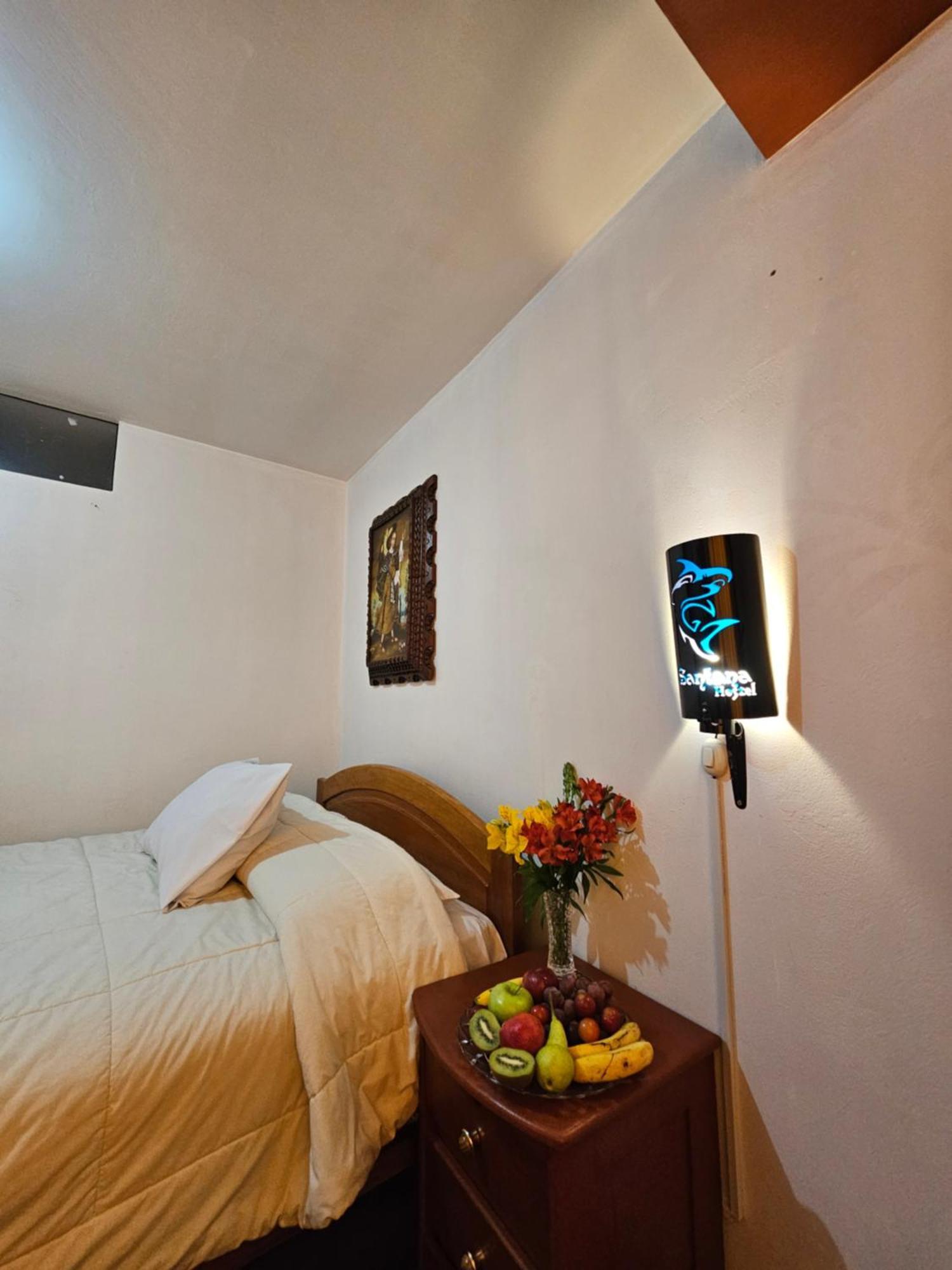 Hostal Con Vista A La Ciudad Santa Ana Cusco Eksteriør billede