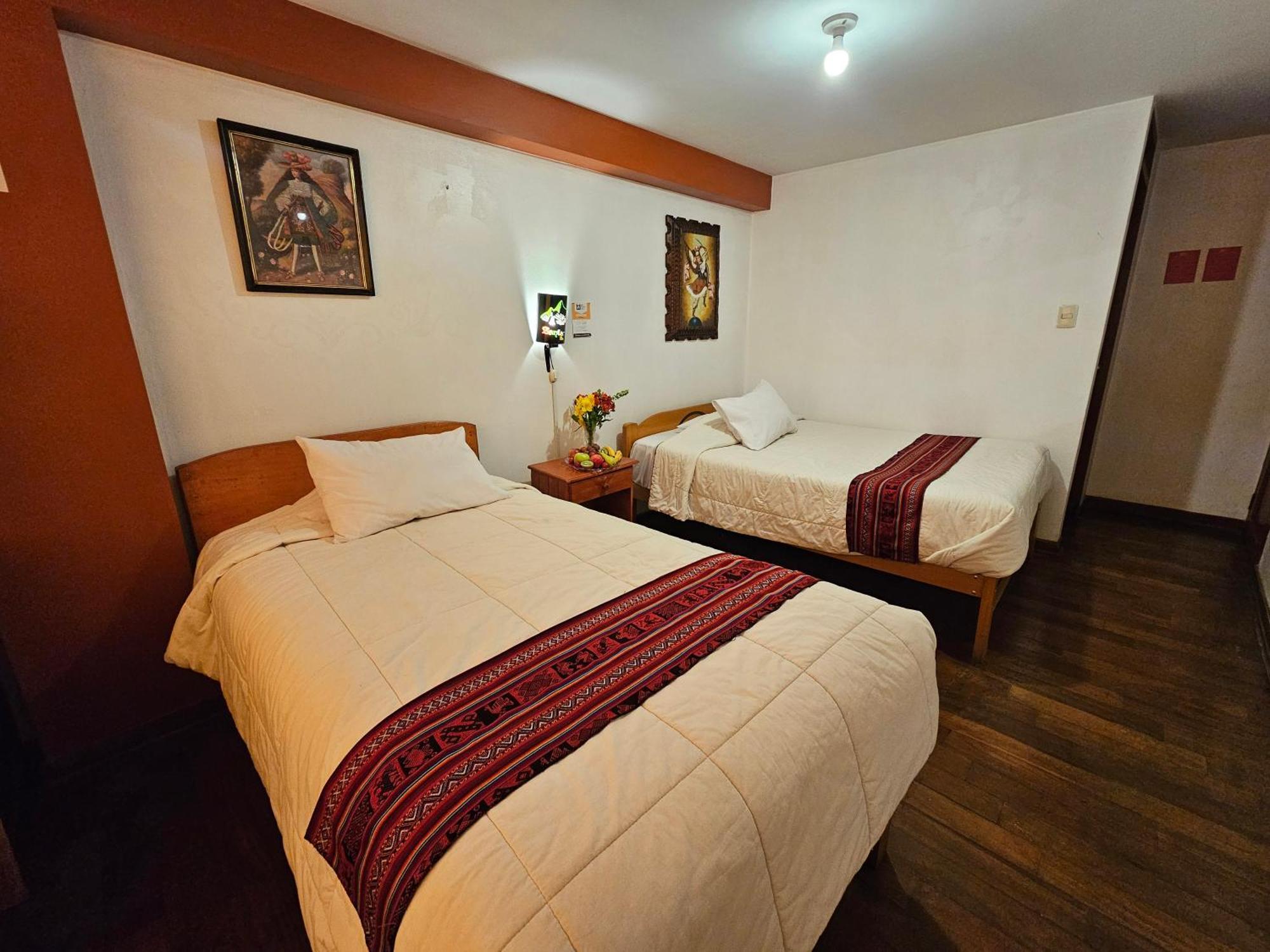 Hostal Con Vista A La Ciudad Santa Ana Cusco Eksteriør billede